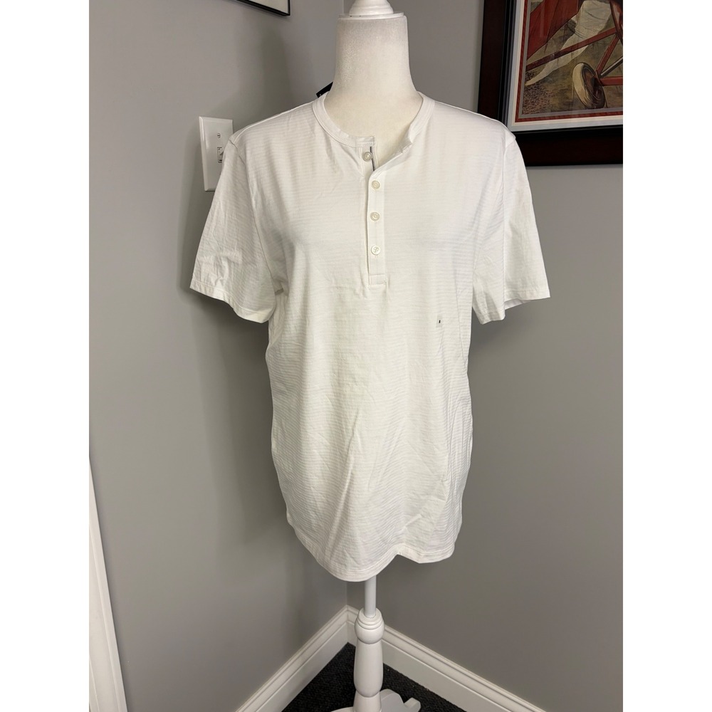 Express Mens Short Sleeve Henley Shirt White Slub Texture 4-Button Top Size M